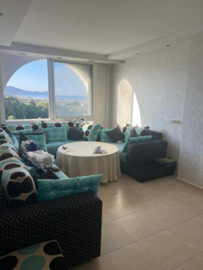 Riad martil vistas al mar